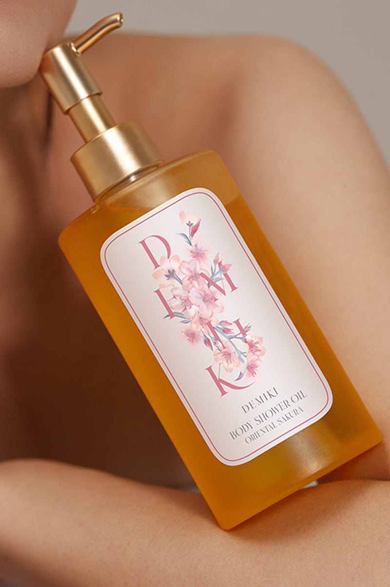 DEMIKI Body Shower Oil (Oriental Sakura)