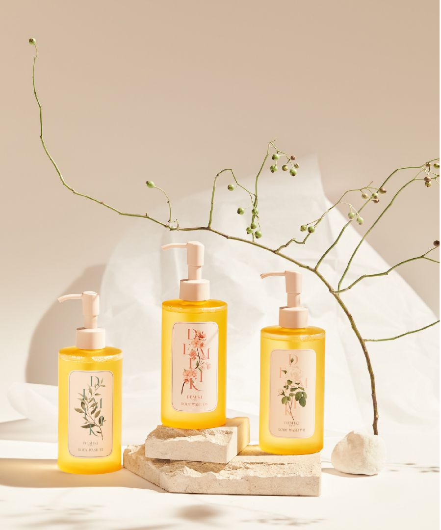 DEMIKI Body Wash(Oriental Sakura)