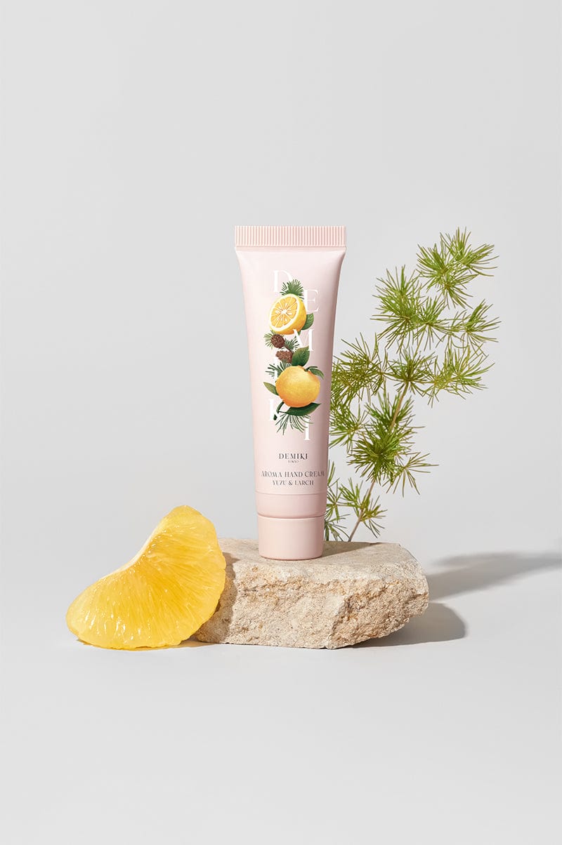 DEMIKI Larch Aroma Hand Cream（Free Gift：Pore Cleansing Clay Mask）